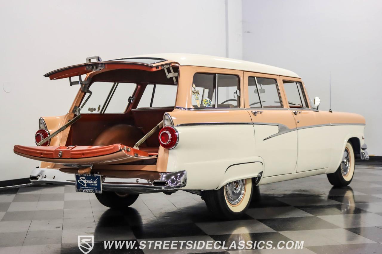 1956 Ford Customline Country Sedan