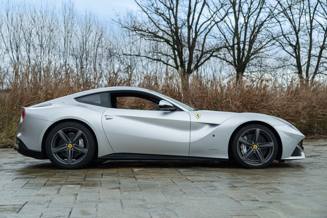 2013 Ferrari F12 BERLINETTA