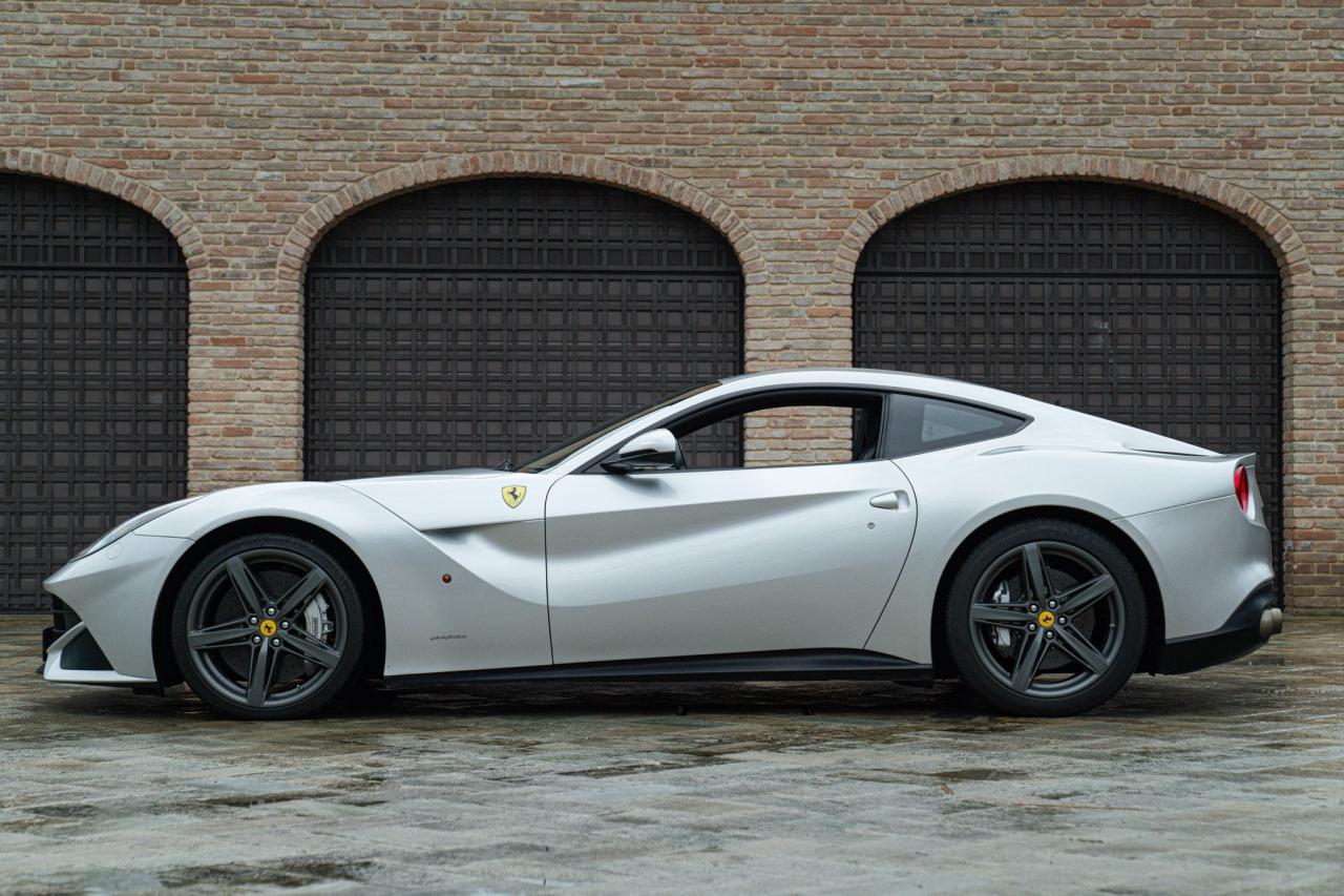 2013 Ferrari F12 BERLINETTA