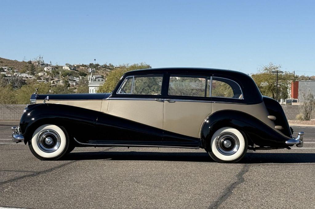 1956 Rolls - Royce Silver Wraith