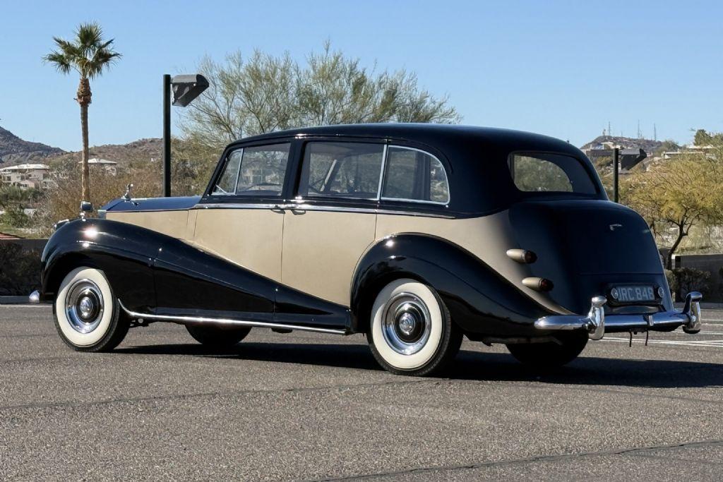 1956 Rolls - Royce Silver Wraith