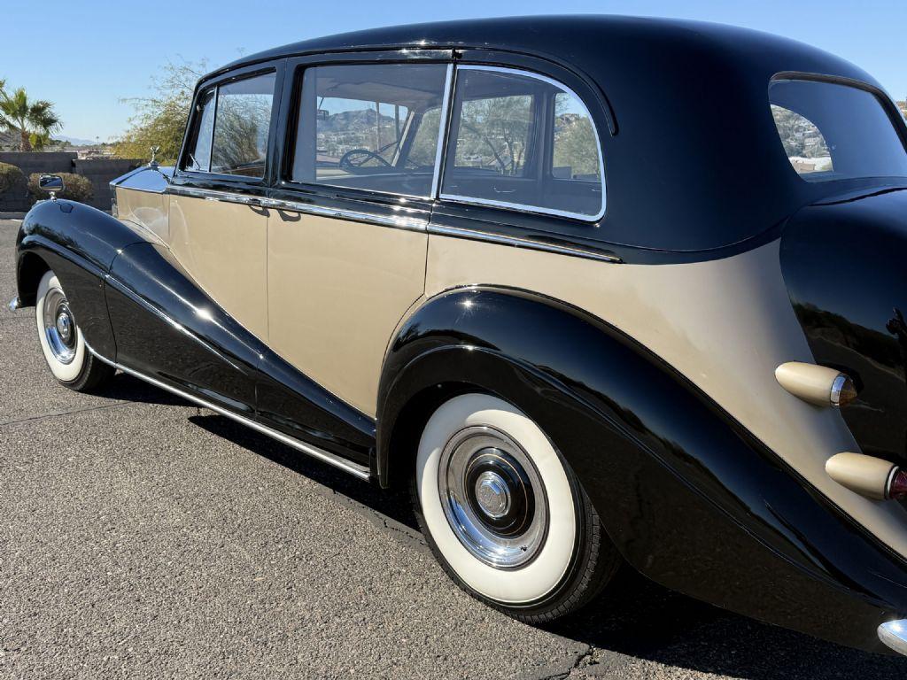 1956 Rolls - Royce Silver Wraith