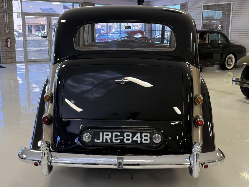 1956 Rolls - Royce Silver Wraith