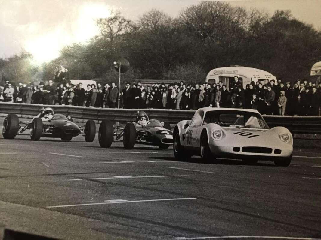 1968 CHEVRON B8