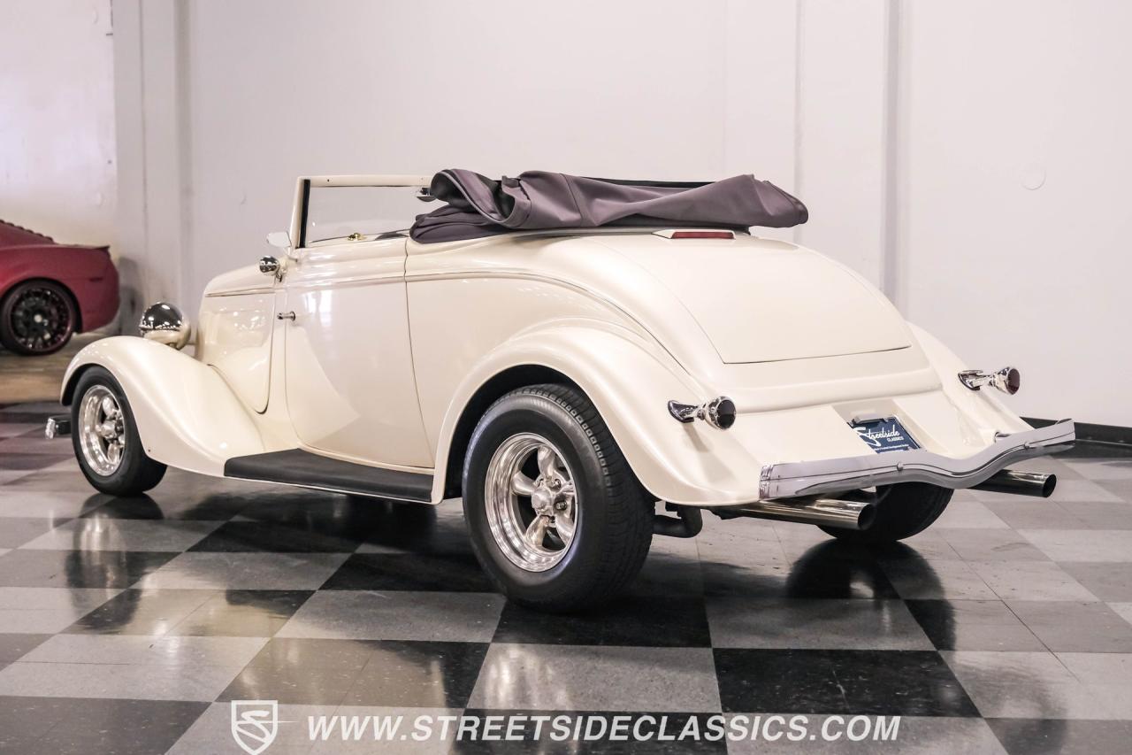 1934 Ford Cabriolet