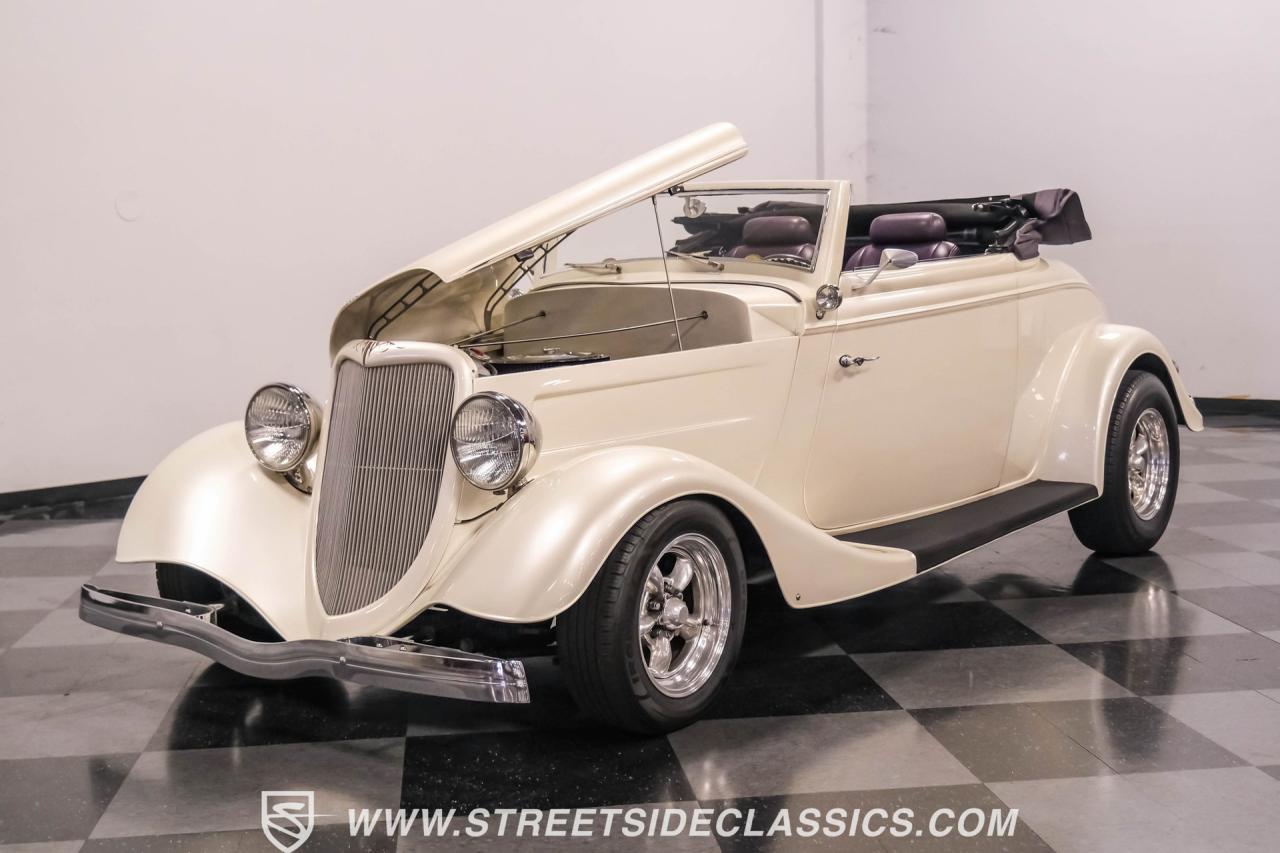 1934 Ford Cabriolet