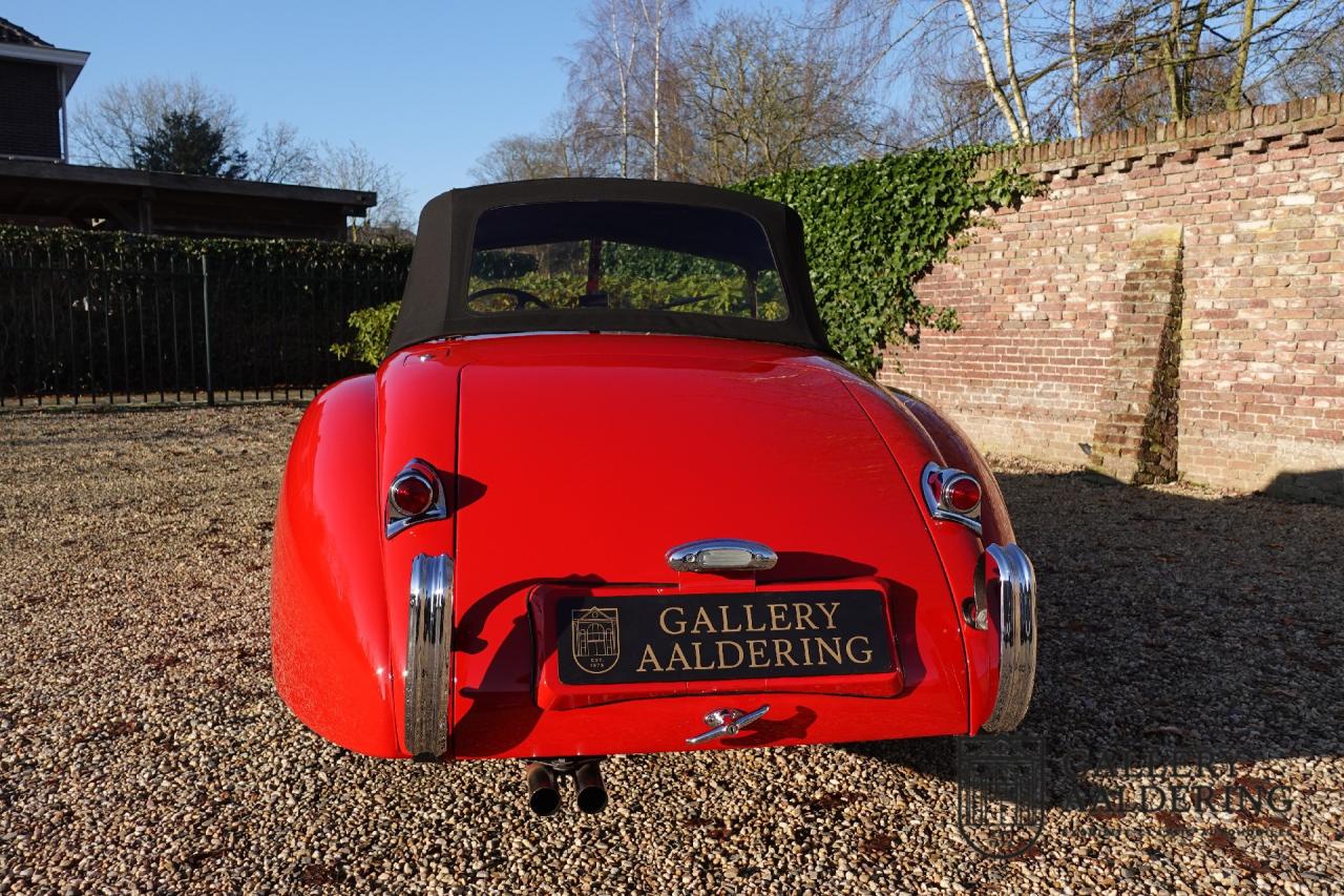 1954 Jaguar XK120 OTS