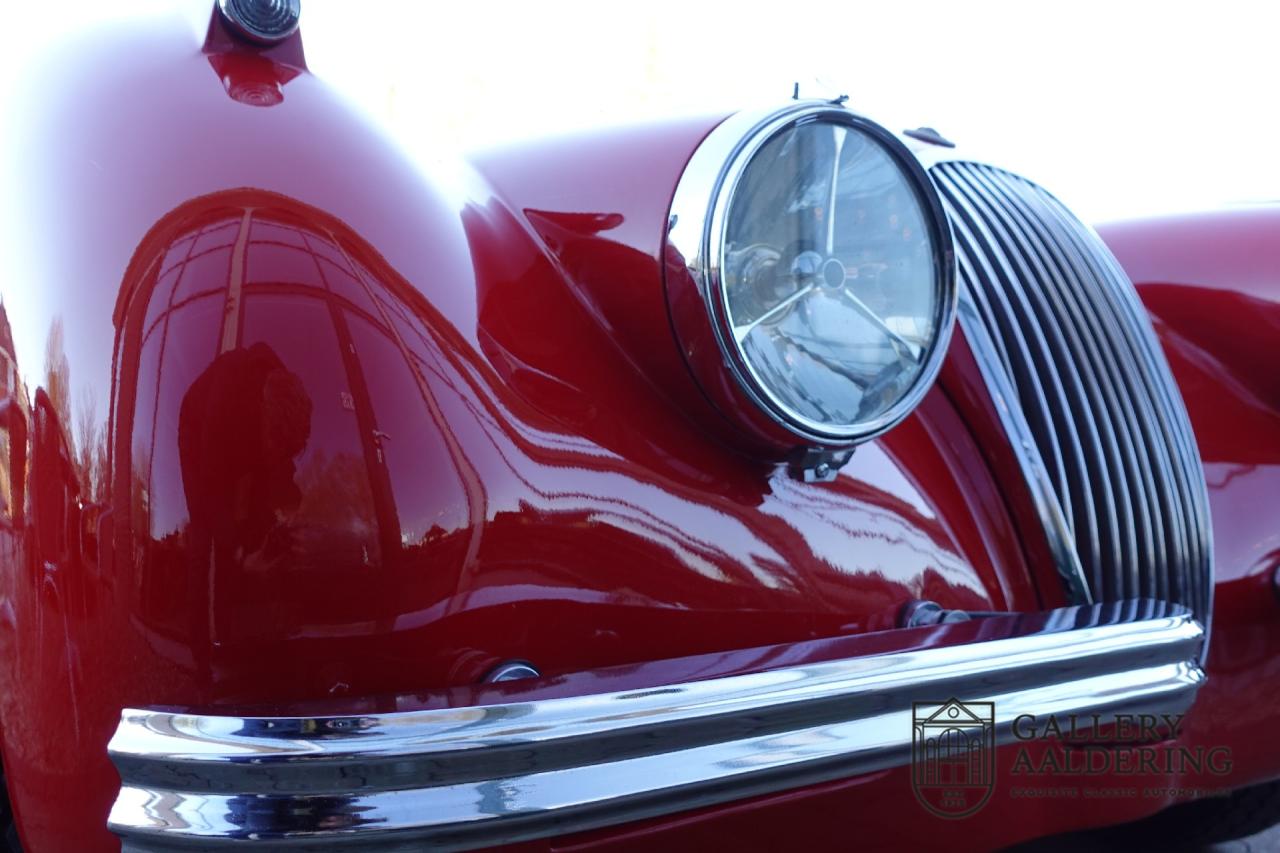 1954 Jaguar XK120 OTS