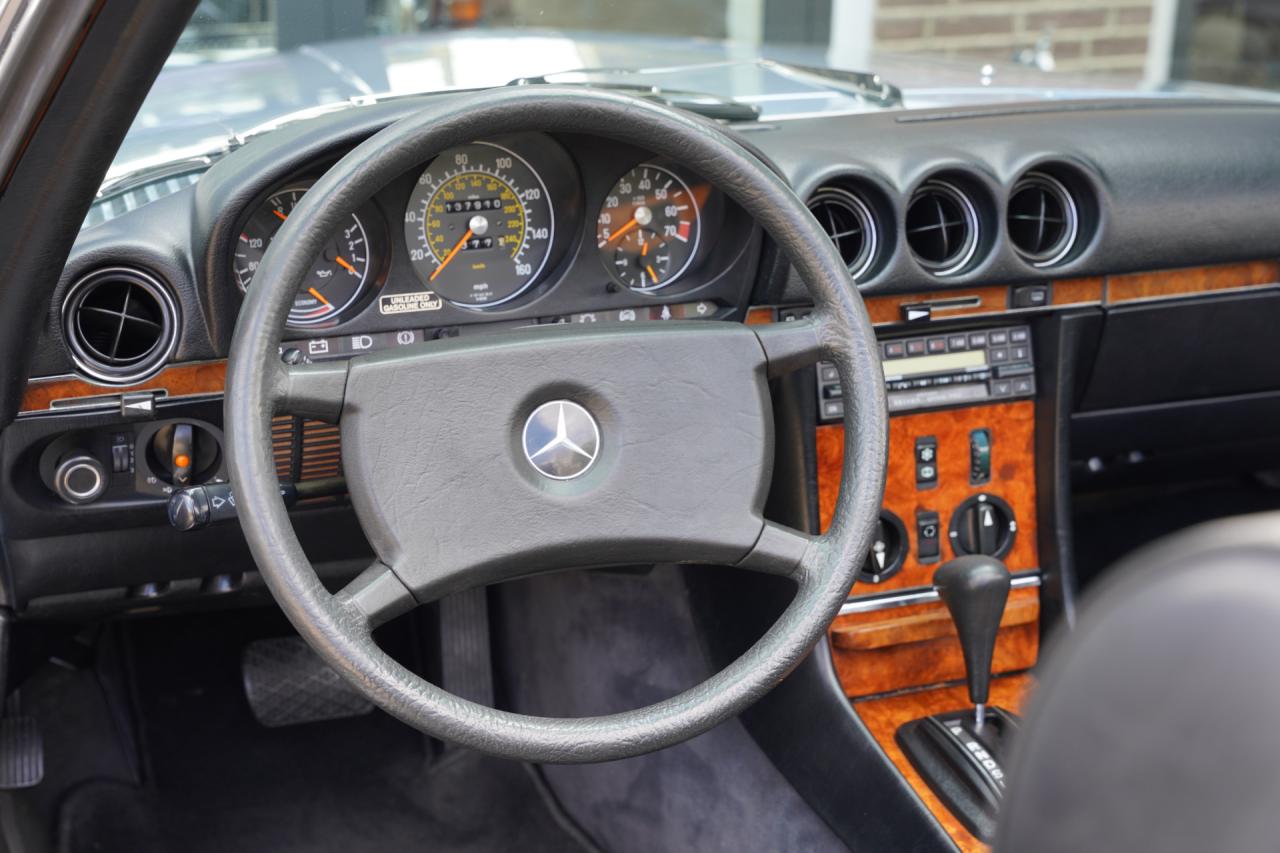 1984 Mercedes - Benz SL 280