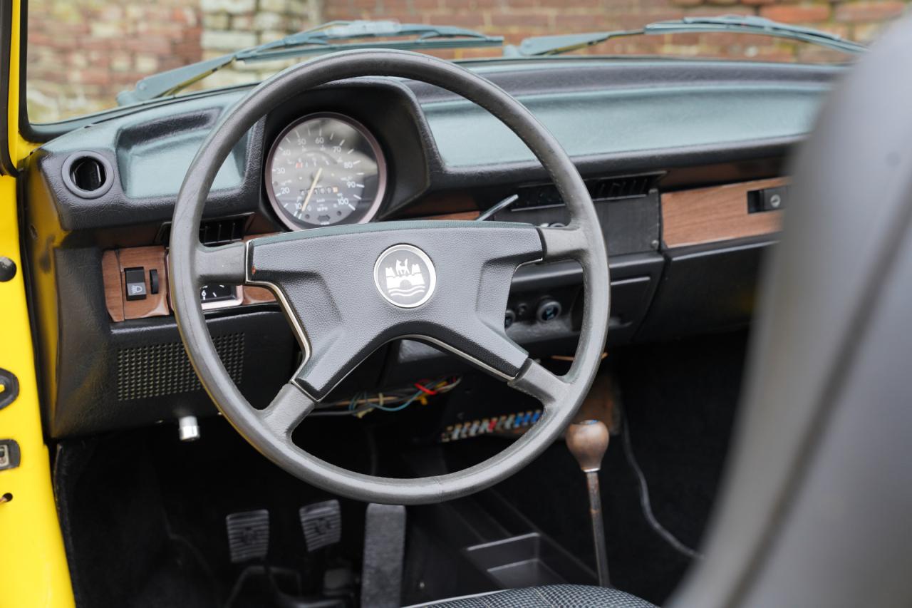 1976 Volkswagen Beetle 1303 Cabriolet