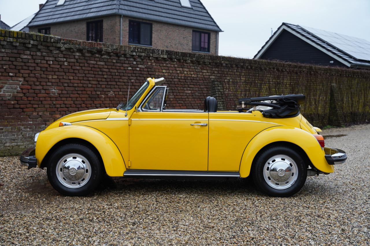 1976 Volkswagen Beetle 1303 Cabriolet