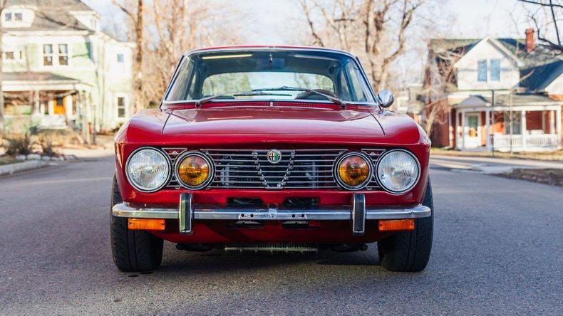 1974 Alfa Romeo GTV 2000