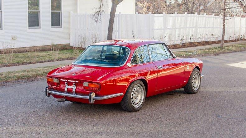 1974 Alfa Romeo GTV 2000