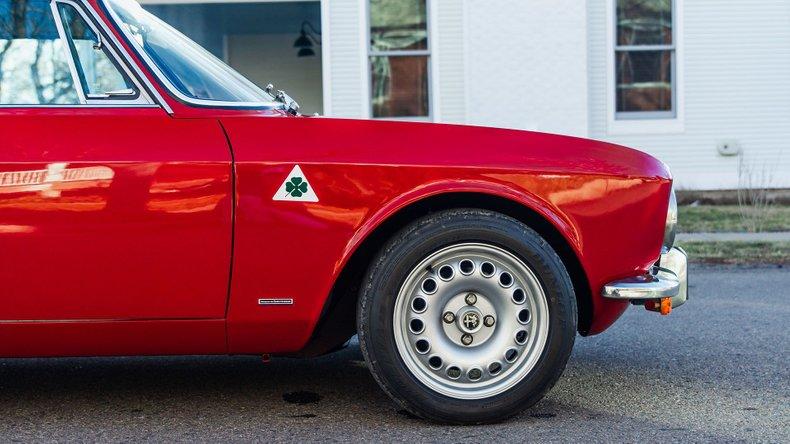 1974 Alfa Romeo GTV 2000