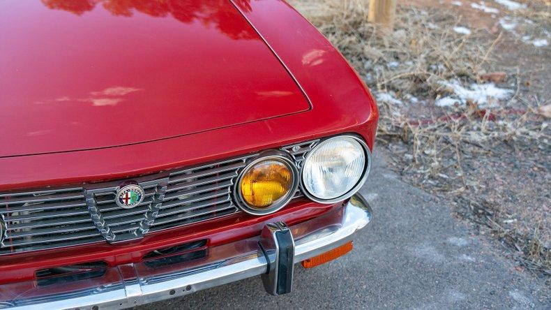 1974 Alfa Romeo GTV 2000