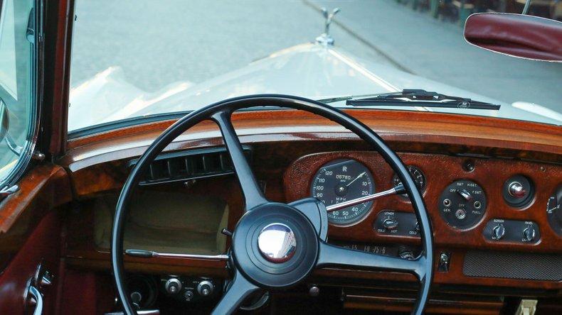 1961 Rolls - Royce Silver Cloud II H.J. Mulliner Drophead Coupe Adaptation