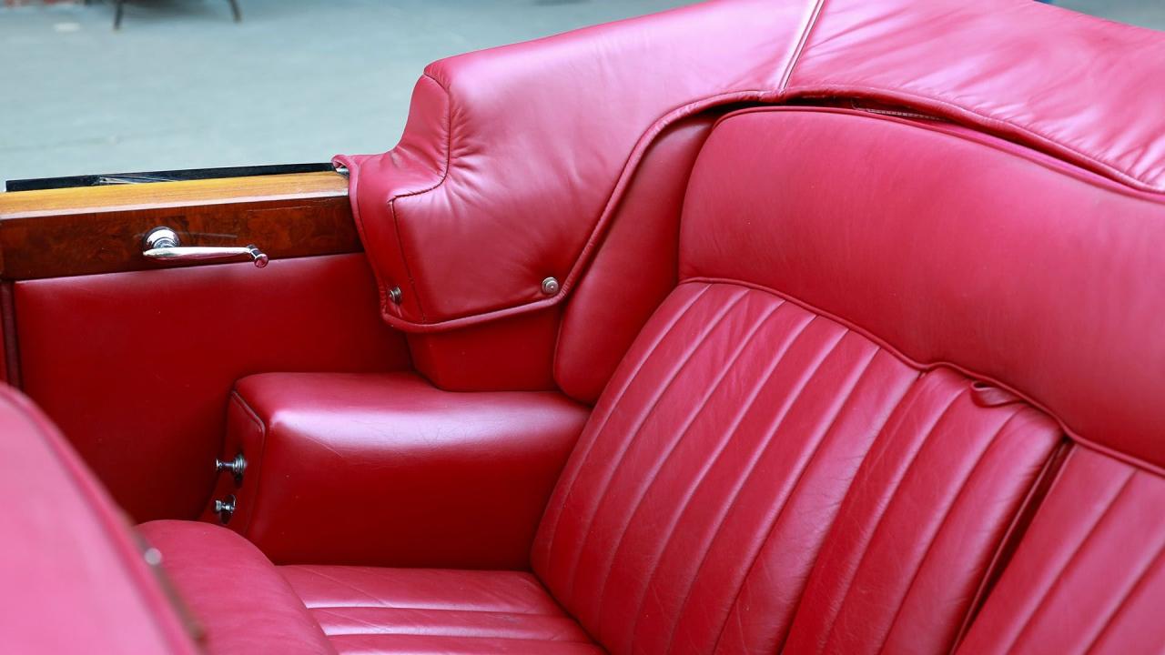 1961 Rolls - Royce Silver Cloud II H.J. Mulliner Drophead Coupe Adaptation