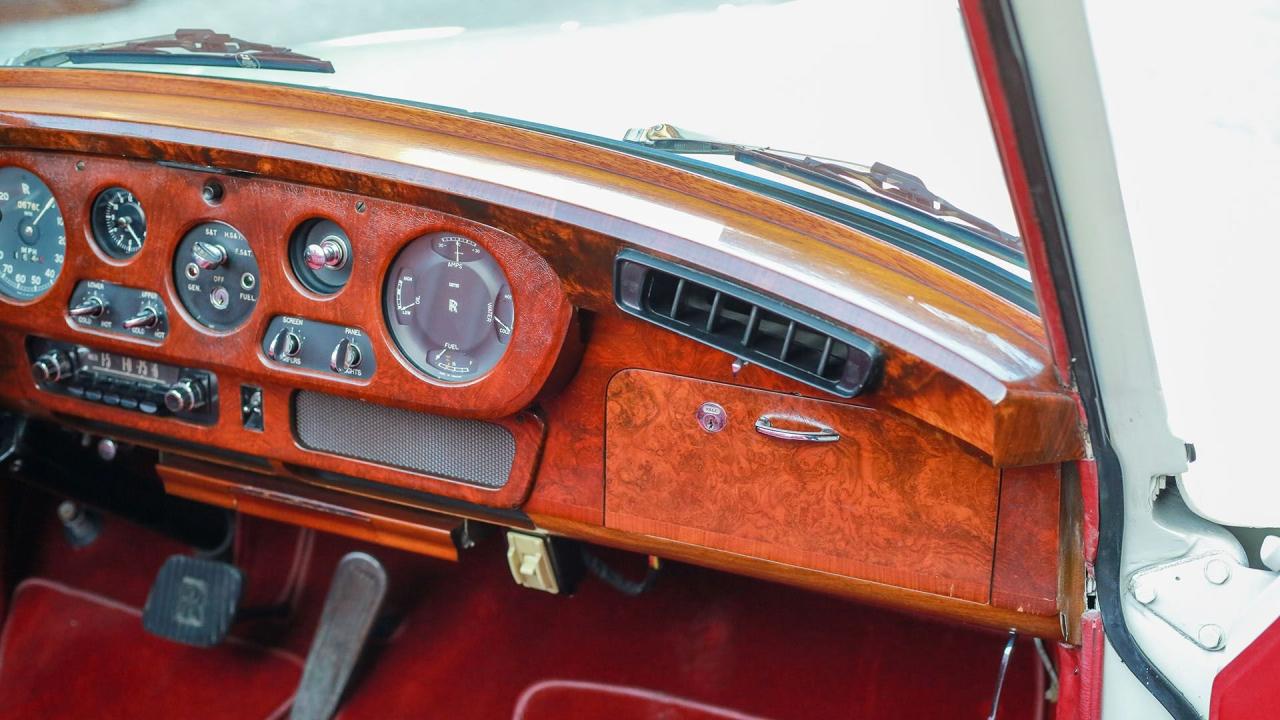 1961 Rolls - Royce Silver Cloud II H.J. Mulliner Drophead Coupe Adaptation