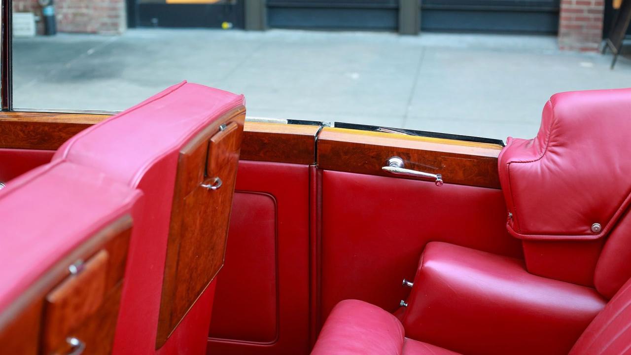 1961 Rolls - Royce Silver Cloud II H.J. Mulliner Drophead Coupe Adaptation