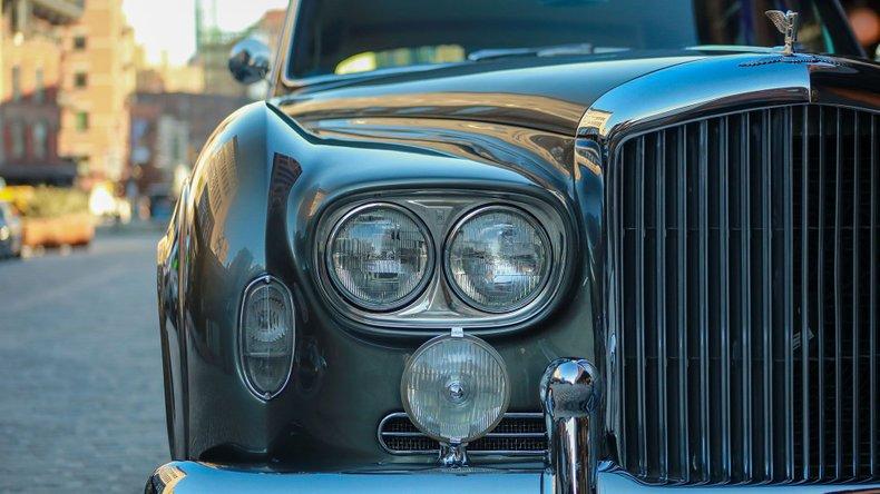 1965 Bentley S3 Continental Flying Spur H.J. Mulliner Saloon