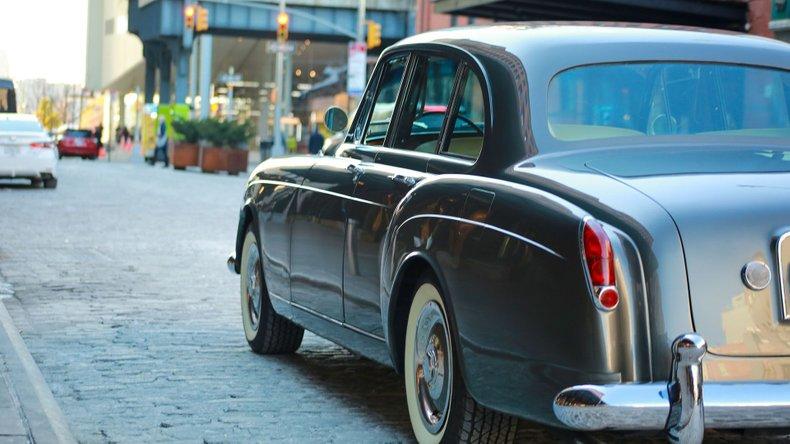 1965 Bentley S3 Continental Flying Spur H.J. Mulliner Saloon