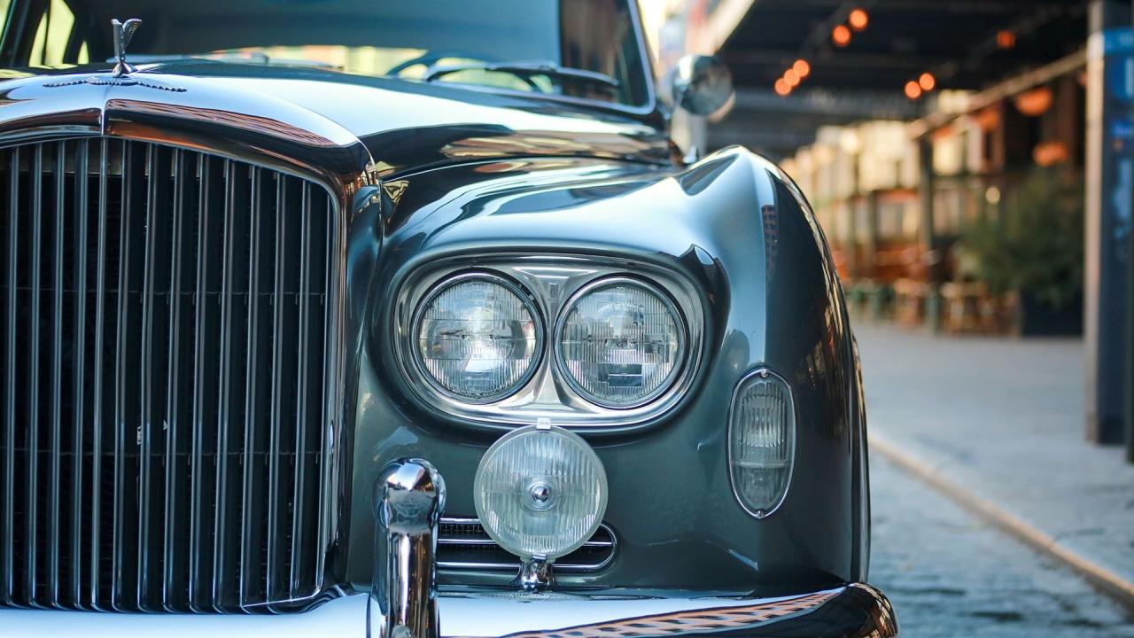 1965 Bentley S3 Continental Flying Spur H.J. Mulliner Saloon