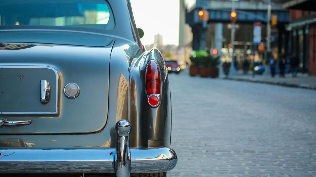 1965 Bentley S3 Continental Flying Spur H.J. Mulliner Saloon