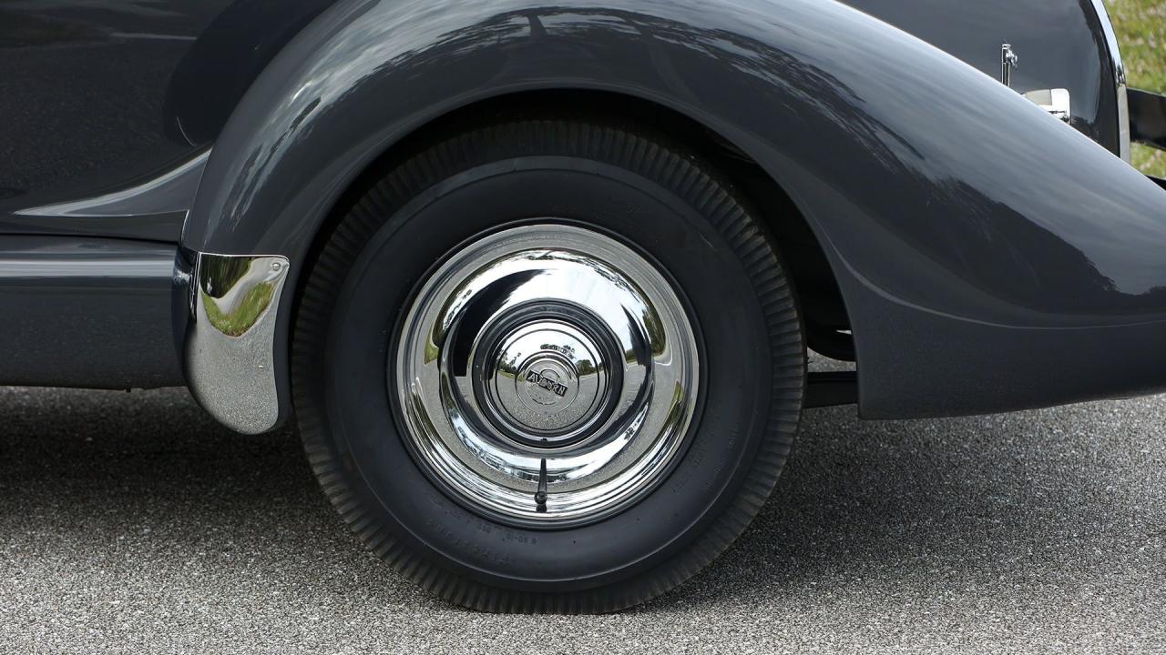 1935 Auburn 851 Super-Charged &quot;Boattail&quot; Speedster