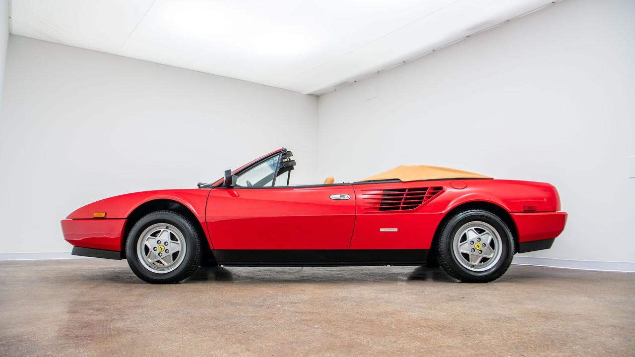 1986 Ferrari 3.2 Mondial Cabriolet