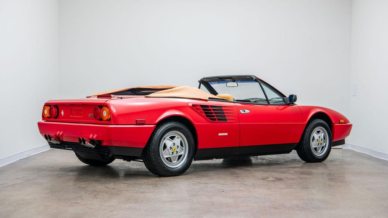 1986 Ferrari 3.2 Mondial Cabriolet