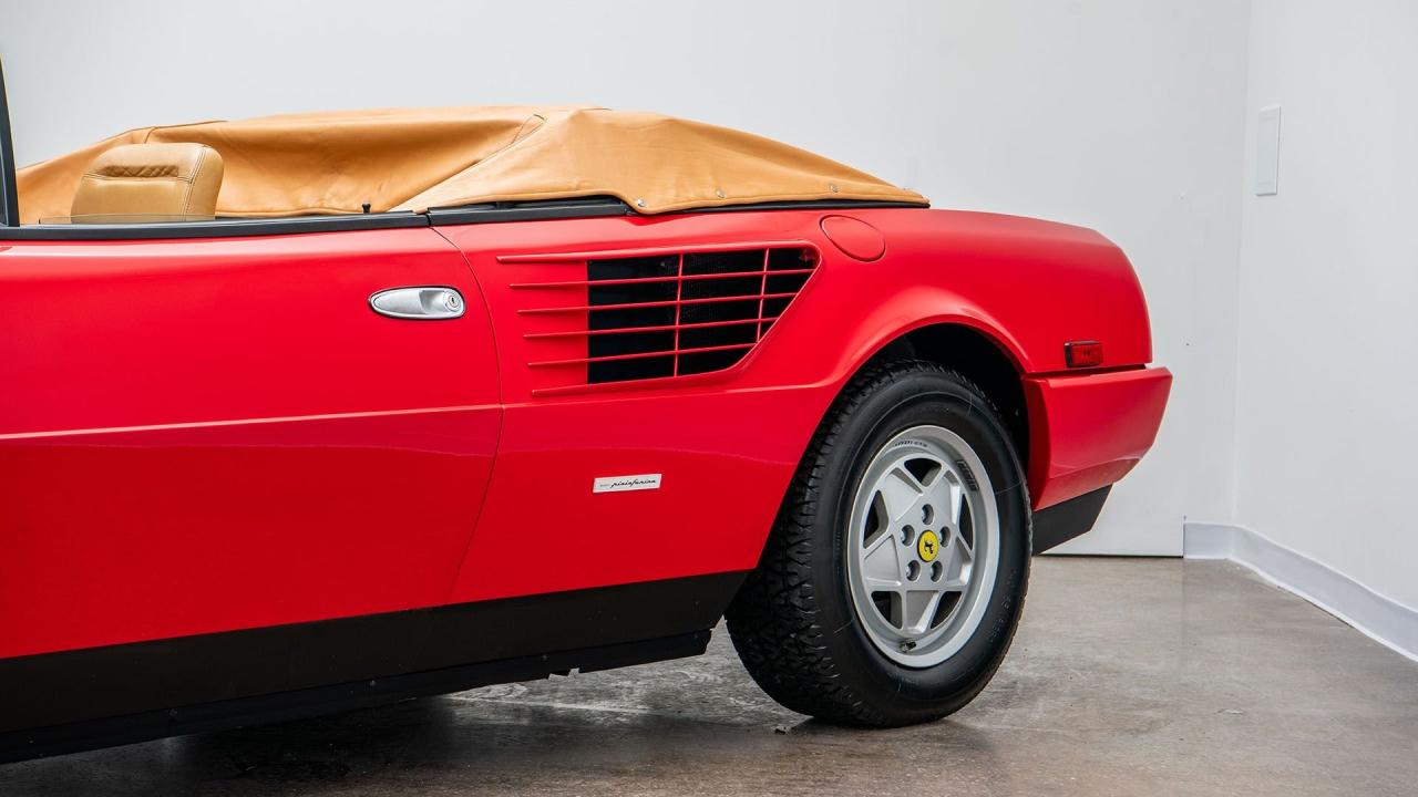 1986 Ferrari 3.2 Mondial Cabriolet