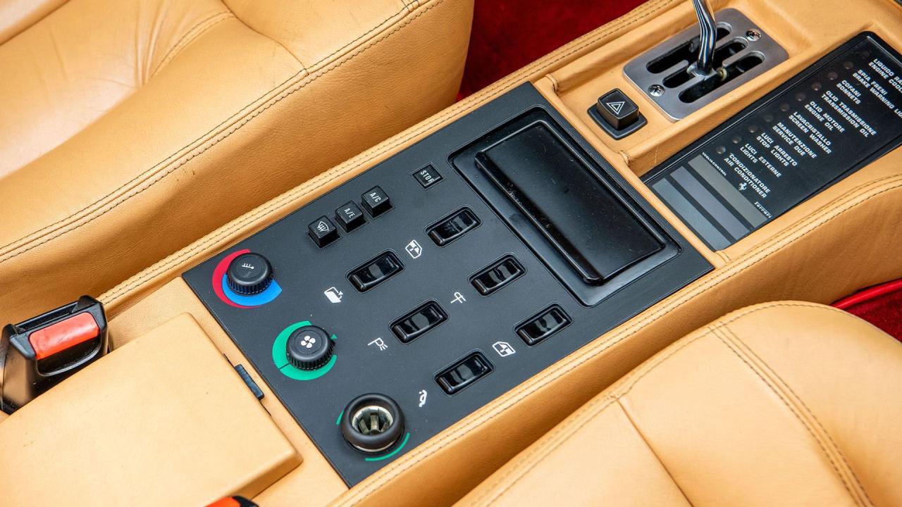 1986 Ferrari 3.2 Mondial Cabriolet