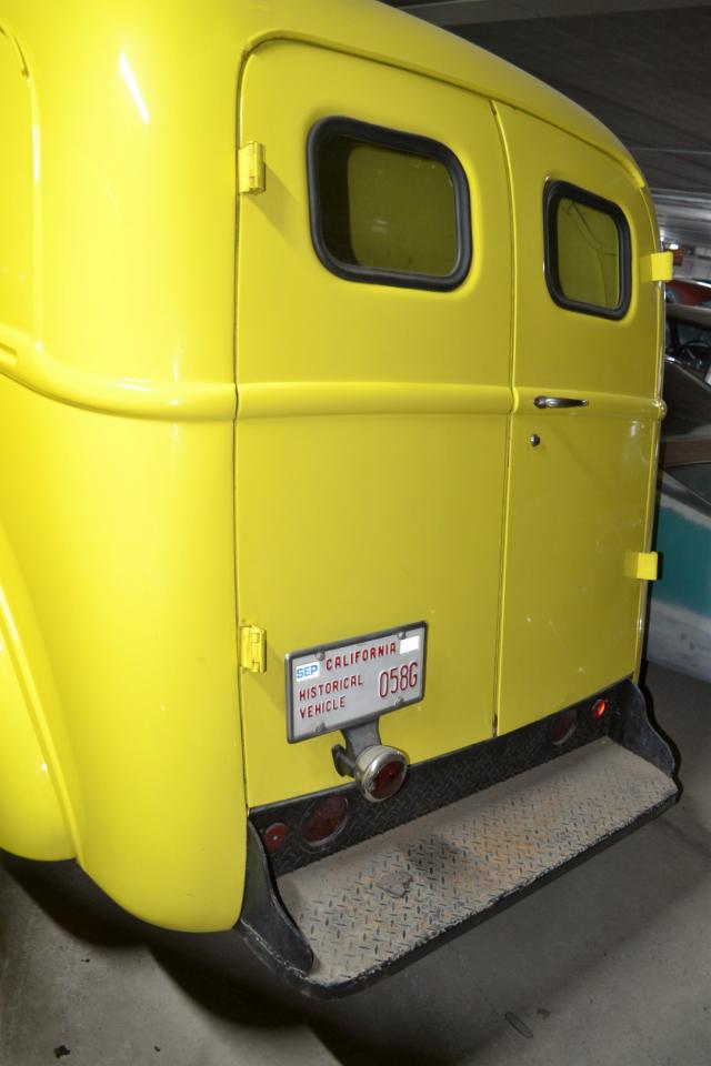 1947 Pick-up trucks Ford Panel truck