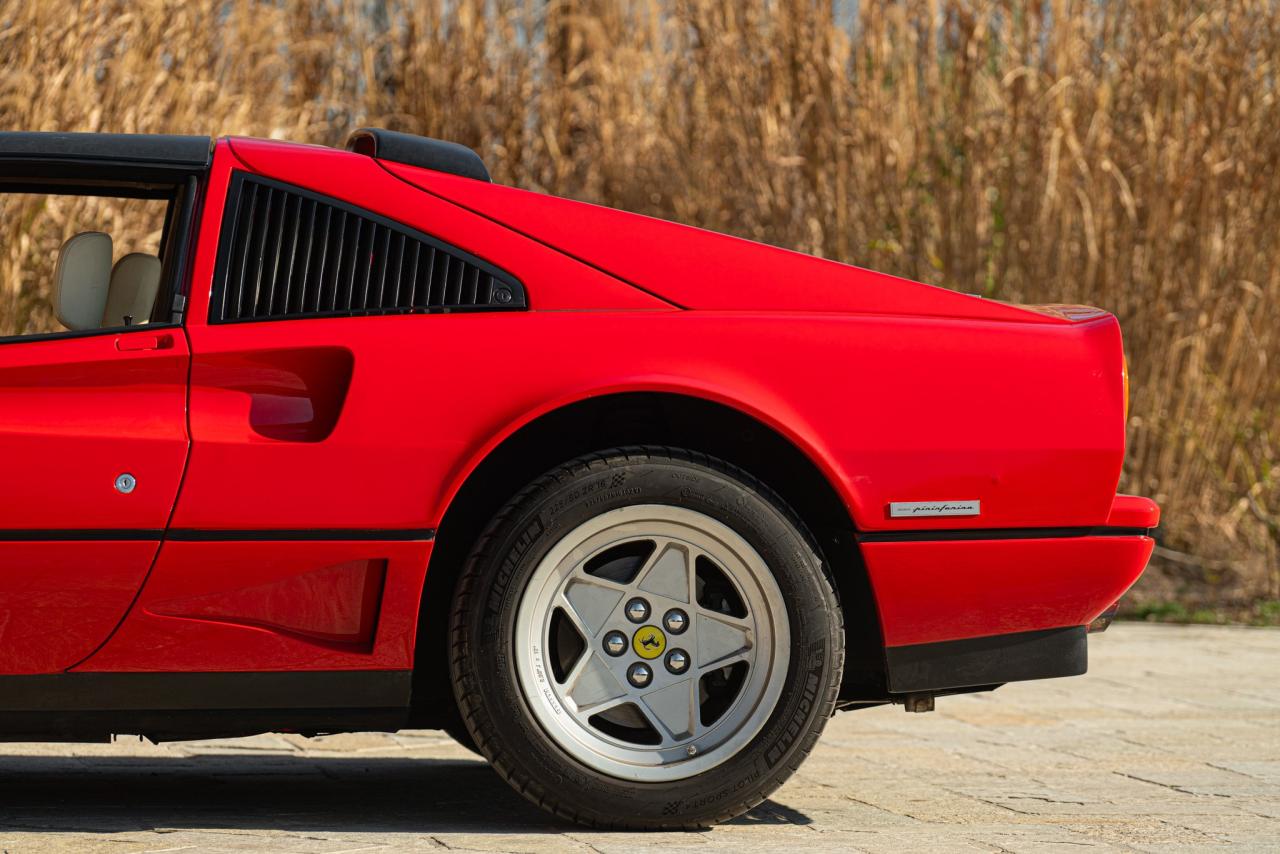 1986 Ferrari 208 GTS TURBO INTERCOOLER