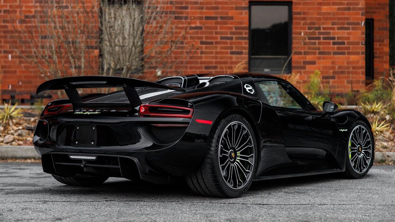 2015 Porsche 918 Spyder