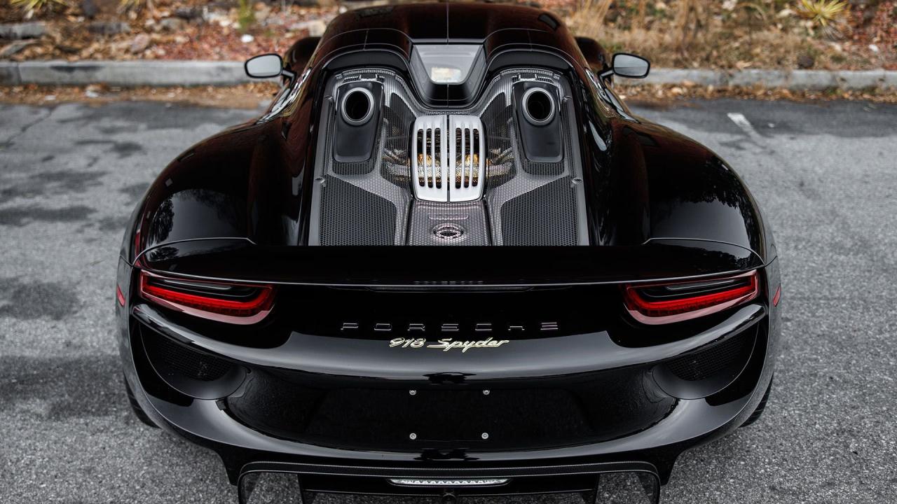 2015 Porsche 918 Spyder