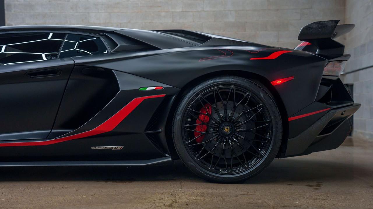 2019 Lamborghini Aventador SVJ 63