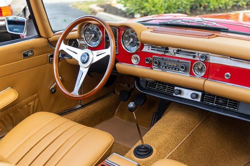 1969 Mercedes - Benz 280SL