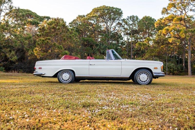 1971 Mercedes - Benz 280SE 3.5