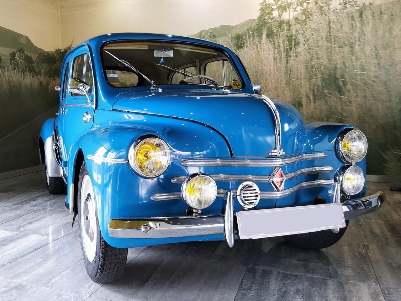 1957 Renault 4 CV