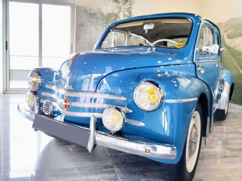 1957 Renault 4 CV