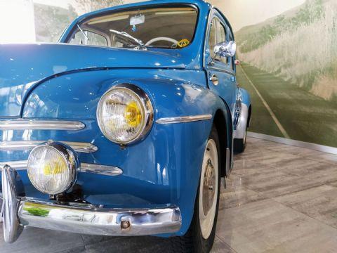 1957 Renault 4 CV