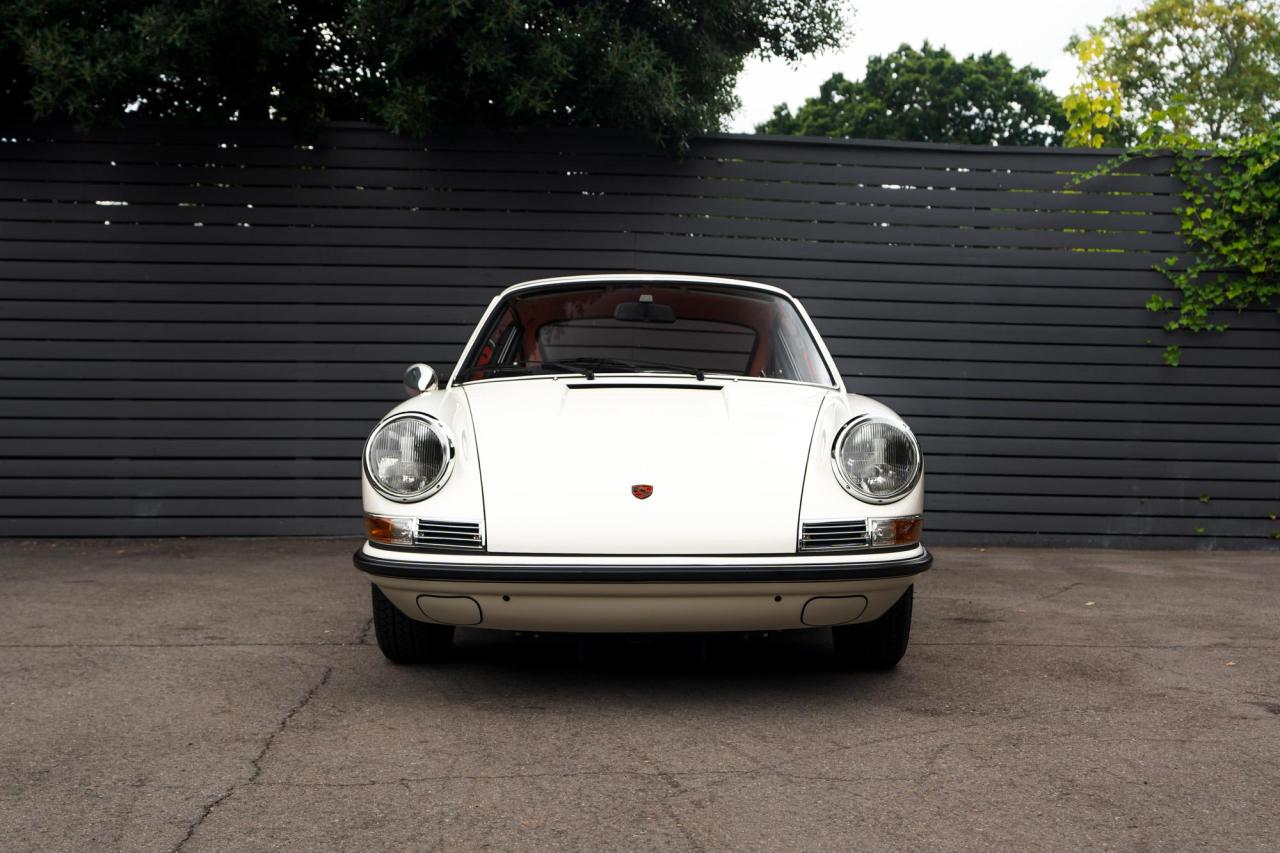 1968 Porsche 911 2.0 E LWB