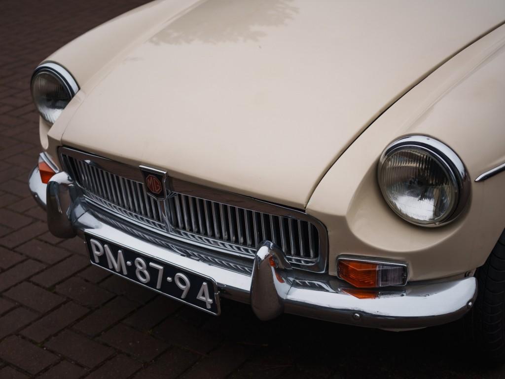 1969 MG B