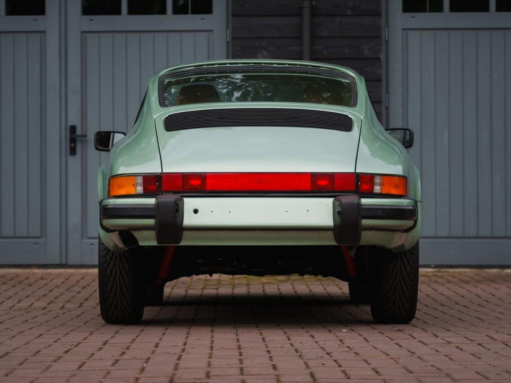 1975 Porsche 911