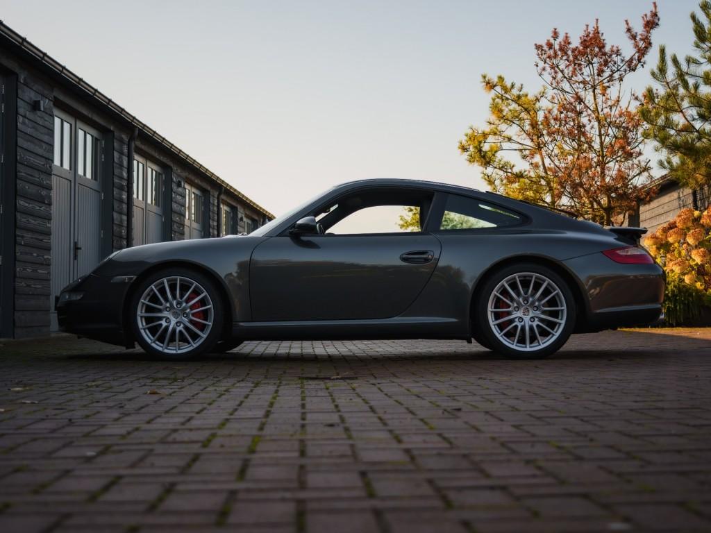 2005 Porsche 911