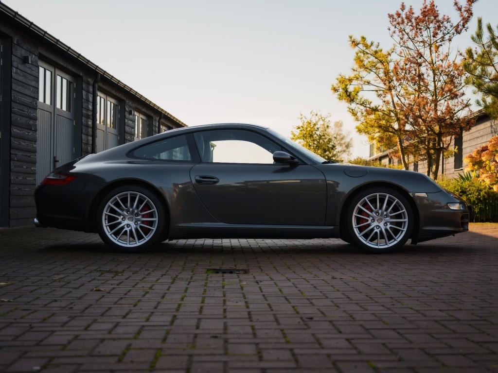 2005 Porsche 911