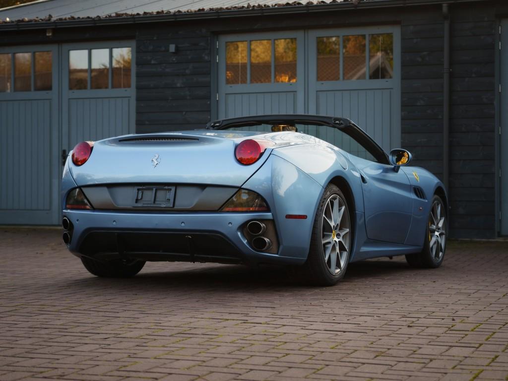 2010 Ferrari CALIFORNIA