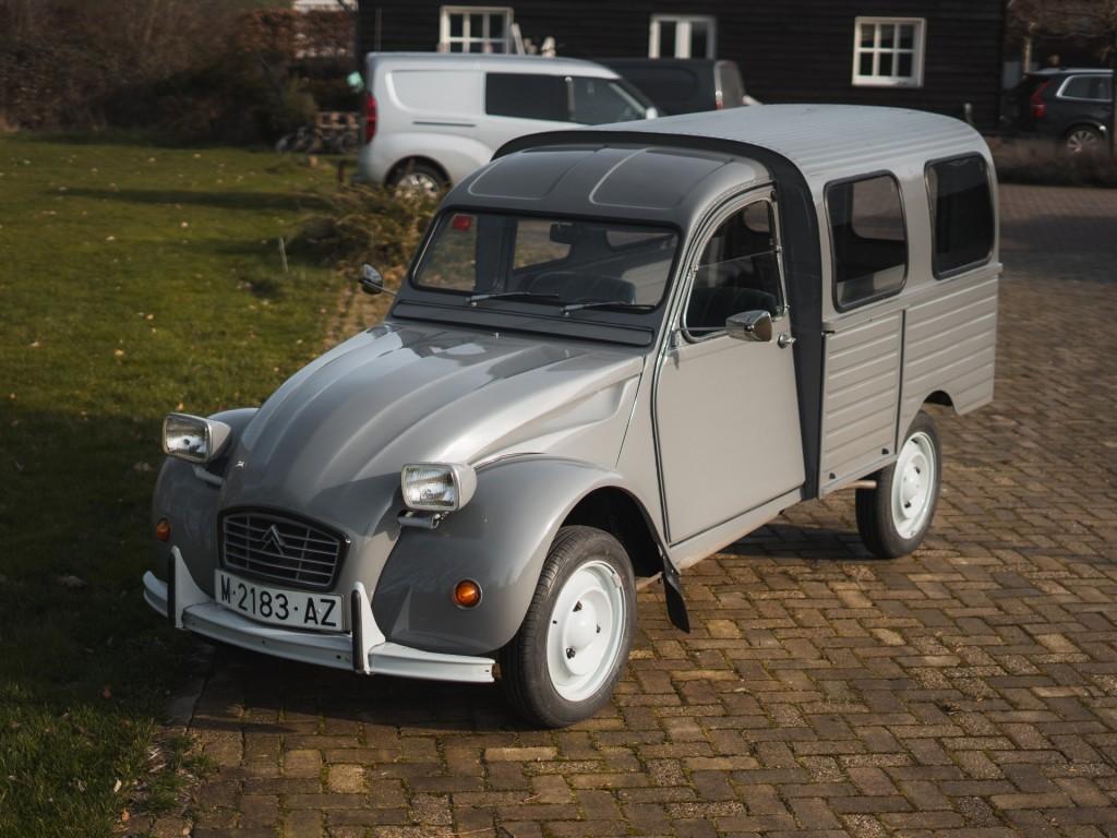 1974 Citro&euml;n 2CV