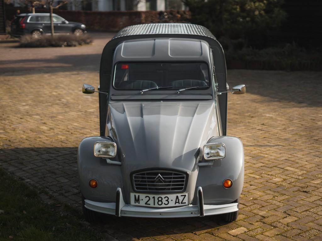 1974 Citro&euml;n 2CV